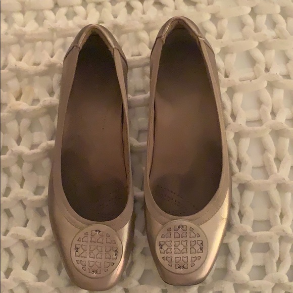 Clarks Shoes - 7 Clarks Gold Leather Flat